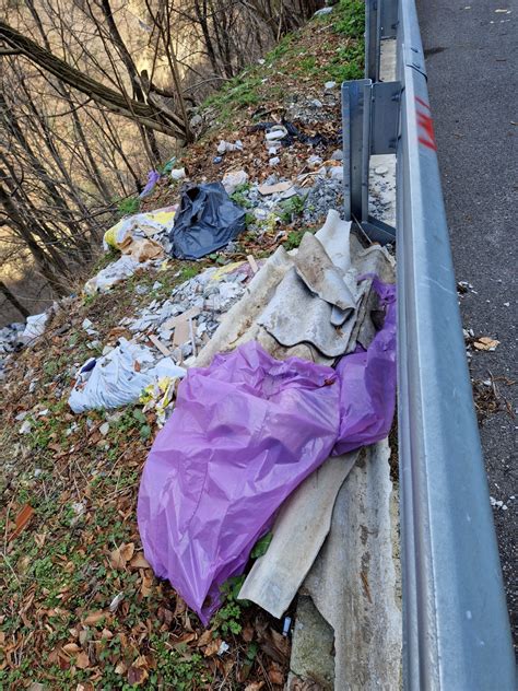 ANCORA UNA SEGNALAZIONE PER LA DISCARICA A CIELO APERTO SULLA SP62