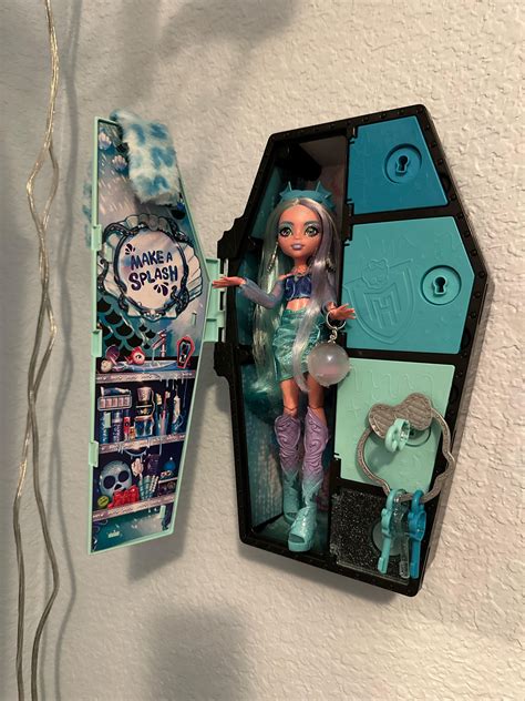 I hung up my ss2 locker today and l absolutely love it. I’ve been