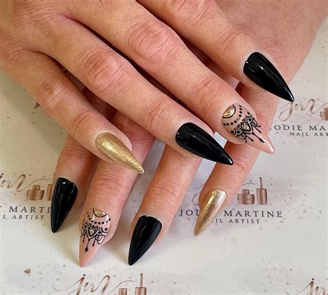 Mandala Design Black Nude And Gold Salon Quality Long Wearing Set Of 10 Luxury Hand Painted