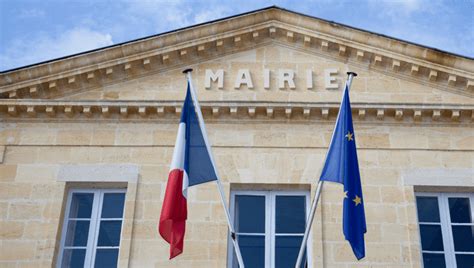 PanneauPocket Village La Mairie à votre écoute