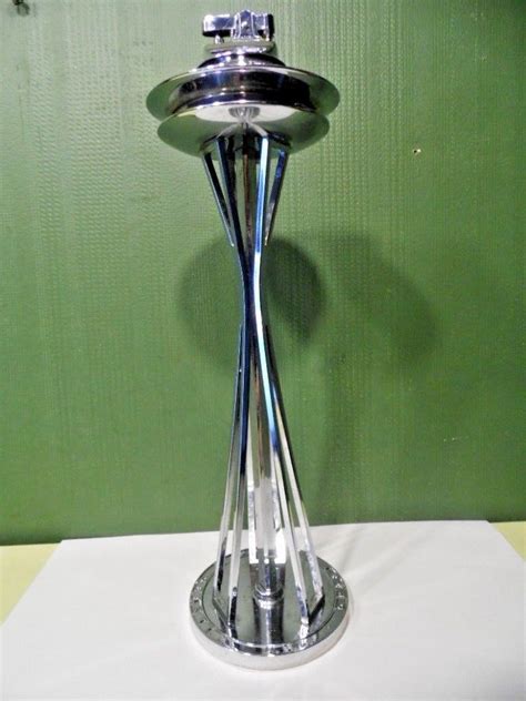 Rare 1960s Chrome Seattle Space Needle Table Lighter Vance Building