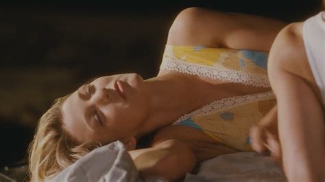 Nude Video Celebs Blake Lively Sexy Elvis And Anabelle