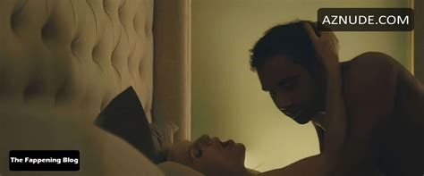 Claire Danes Nude And Sexy Collection With Breasts Scene AZNude