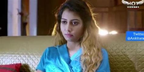 POOJA GUPTA UNCUT Desi Hot IndianDesiSex Tnaflix