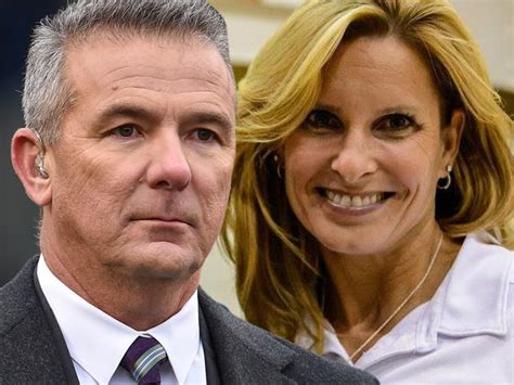 Urban Meyer S Wife Addresses Bar Dancing Video We Re All Sinners