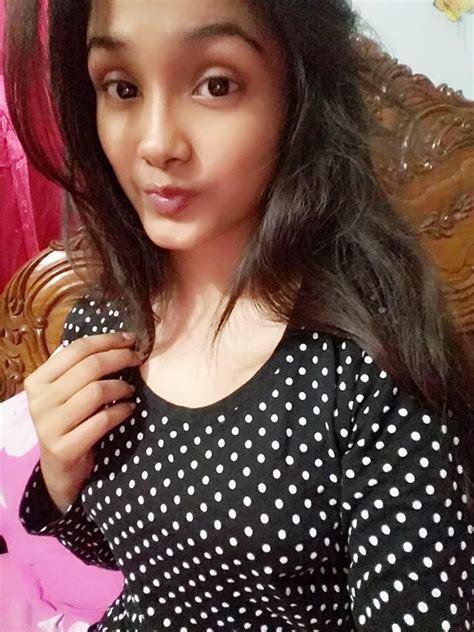 Wanna See Her Nude Scrolller