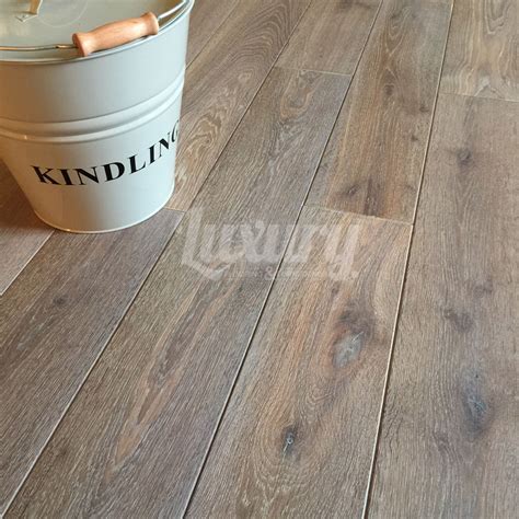 Luxury Flooring Introduce A Brand New Range Of Mm Solid Oak Wood