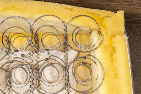 The Internal Structure Of The Spring Mattress Old Box Spring Mattress