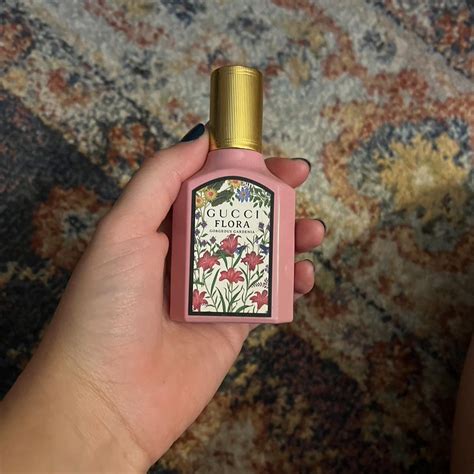 1 oz. Gucci Flora Perfume, retail is $95. I’ve only... - Depop