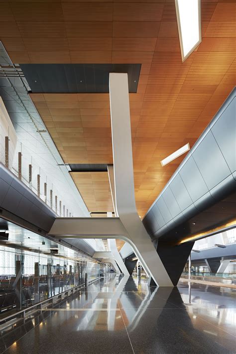 The airport isp long island ny has a hidden terminal for jets 7