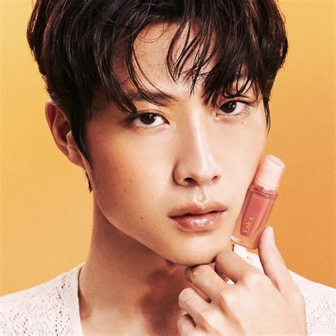 新品現貨 LAKA jelling nude gloss啫喱裸色唇彩 美容個人護理 健康及美容 皮膚護理 化妝品 Carousell