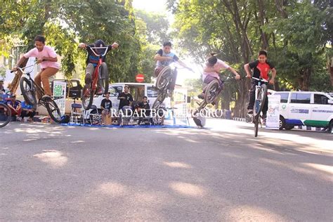 Aksi Seru Komunitas Bmx Di Radar Cfd Radar Bojonegoro