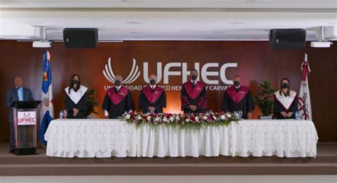 Ufhec Celebra Graduación 2021 En El Marco De Su 30 Aniversario De