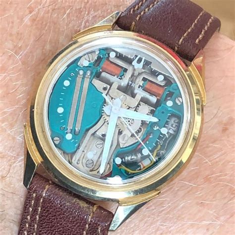 Bulova Accutron Space View Kaliber 214 Watchcharts