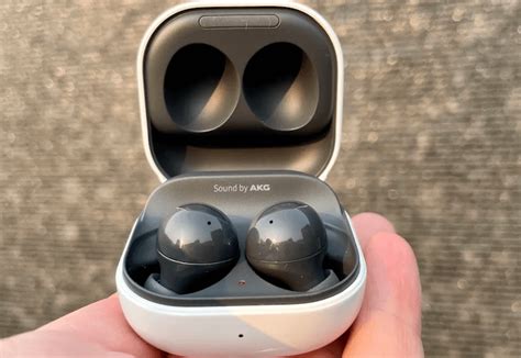 В ближайшее время Samsung обновит SmartTag и выпустит новые наушники ...