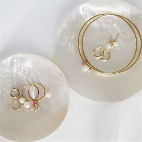 The 20 Best Pearl Anniversary Ts For Your Spouse