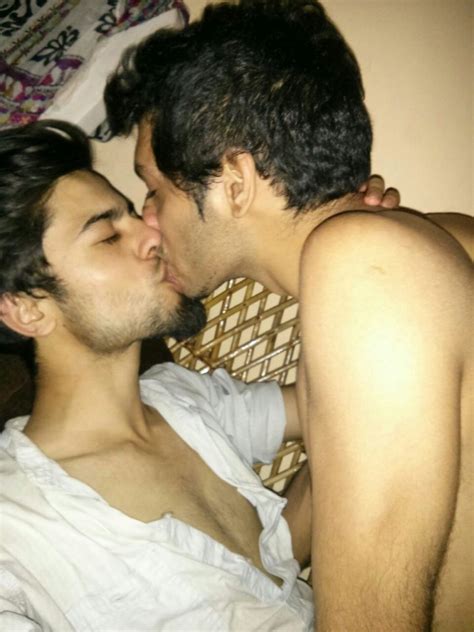 Indian Gay Sex Story Friendly Lovers Indian Gay Site