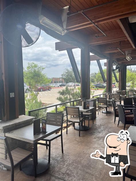 Lazy Dog Restaurant and Bar: Menu and Location Highlights 31