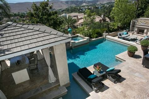 Real Housewives Tamra Judge House for Sale Photos | Apartment Therapy