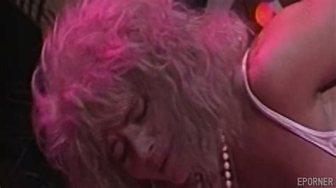 Lesbians Fuck Each Other With Plastic Huge Dildo