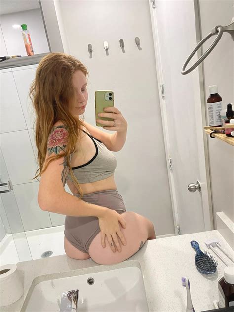 Come Play With The Cutest Milf Ever Nudes Onlyfanspromotions Nude Pics Org