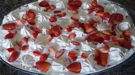 Merengue Morangos Fa A Agora Mesmo Essa Sobremesa Deliciosa E Que