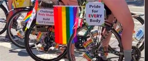 CHOCANTE Parada Gay nos EUA tem ciclistas nus na frente das crianças NOTICIAS NO FACE