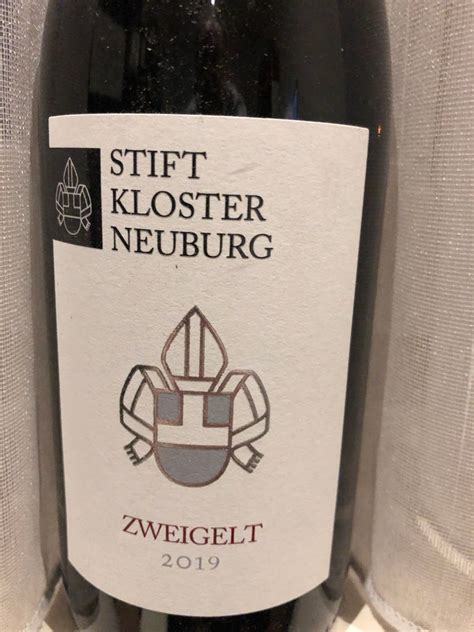 2020 Stift Kloster Neuburg Zweigelt Austria Niederösterreich Thermenregion Cellartracker