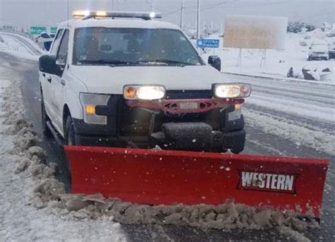 Por Ca Da De Nieve Cierran Tramos De Autopistas En Baja California