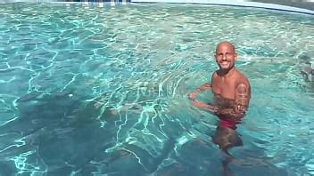 POOL DAY MAXXX LOADZ SHADOW BOXING IN POOL XVIDEOS