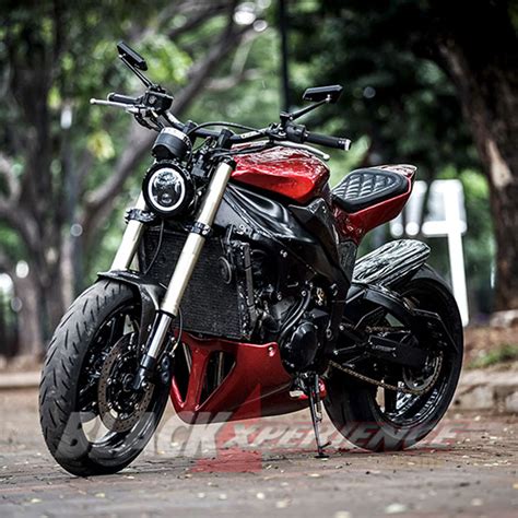 Modifikasi Yamaha R Naked Bike Yang Lebih Sporty Blackxperience