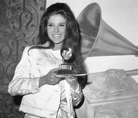 What Happened To Singer Bobbie Gentry