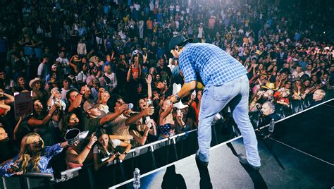 Luke Bryan Releases Mind Of A Country Boy Across All Digital