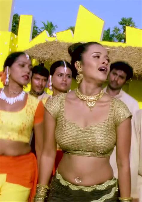 Reema Sen Bagabathi Tamil 4 Hot Navel Hd Caps Indiancelebblog