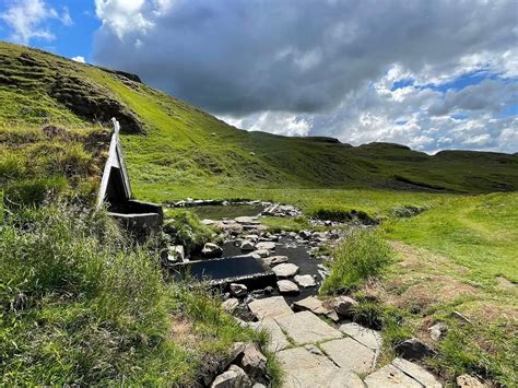Hrunalaug Hot Springs REVIEW TIPS