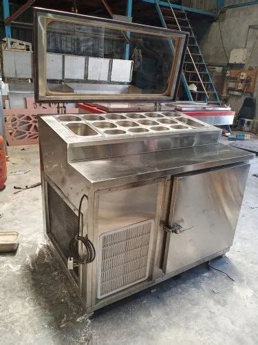 Stainless Steel Rectangular Pizza Make Line Counter For Commercial Use