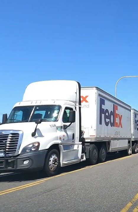 Fedex Pup Trailer Truck Fedex Ground Fedex Double Trailer Truck Fedex