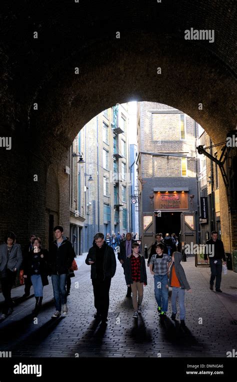 London, England, UK. Clink Street, SE1. Arch leading through to Clink Prison Museum Stock Photo ...