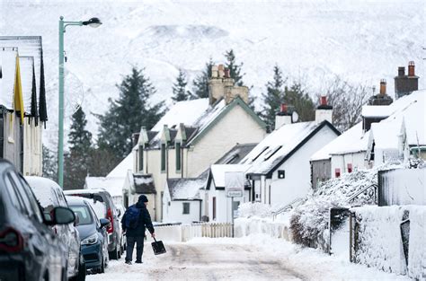 UK weather: Parts of Britain could face snow within weeks after waking