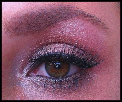 Beauté Blog By Misskikaw Make up 37 Maquillage simple avec la Naked 1