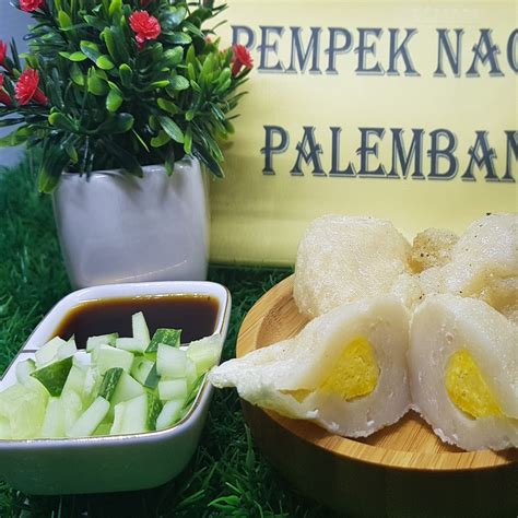 Jual Pempek Naomy Telur Kecil Ikan Tenggiri Asli Palembang Shopee