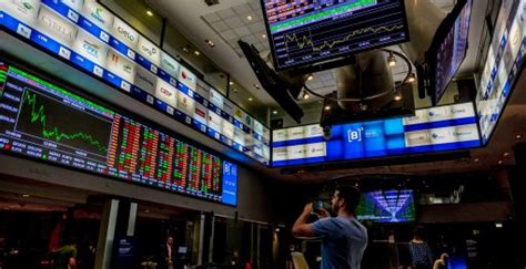 Economia da América Latina perde espaço global e tem riscos crescentes