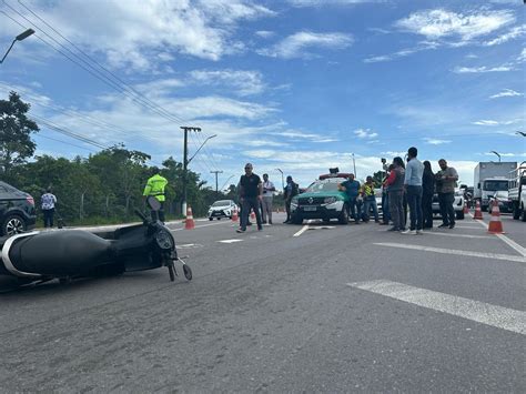 Motociclista Morre Ap S Colidir Contra Um Carro Na Estrada Do Aeroporto