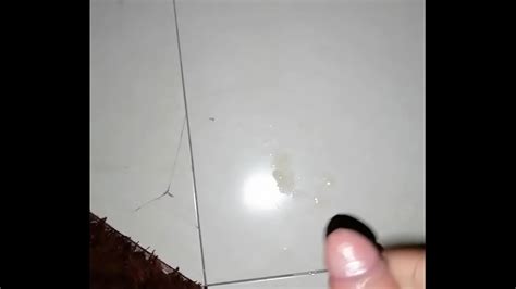 Espie A Mi Vecina Y No Aguante Mas Y Me Pajeo XVIDEOS