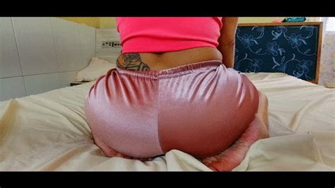 POV Farting Milf Part 2 By Julia Fontanelli Cam By Manu FULL HD Manuela Albertine Fetish