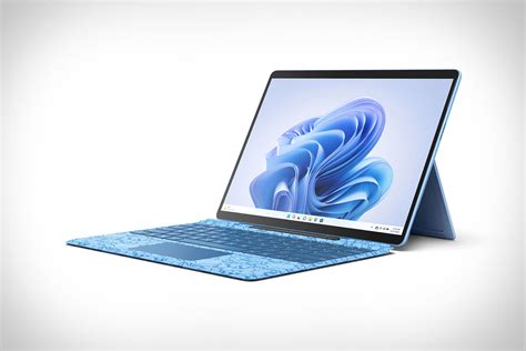 Microsoft Surface Pro 9 | Uncrate