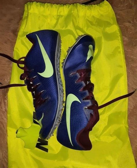 Шиповки для спринта,надевла на 1 старт и несколько разминок. Есть ...