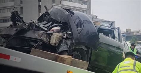 Surco accidente de tránsito deja al menos 2 muertos en Panamericana Sur