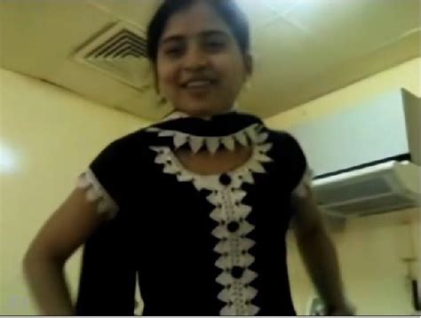 Desi Hot Girl Anatapur Amayi Sheela Sex Telugu Puku Sex
