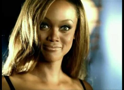 Tyra Banks Victoria S Secret Commercial 2003 000028 Porn Pic